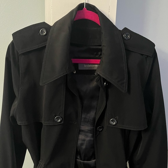 Black trench coat - Picture 1 of 4